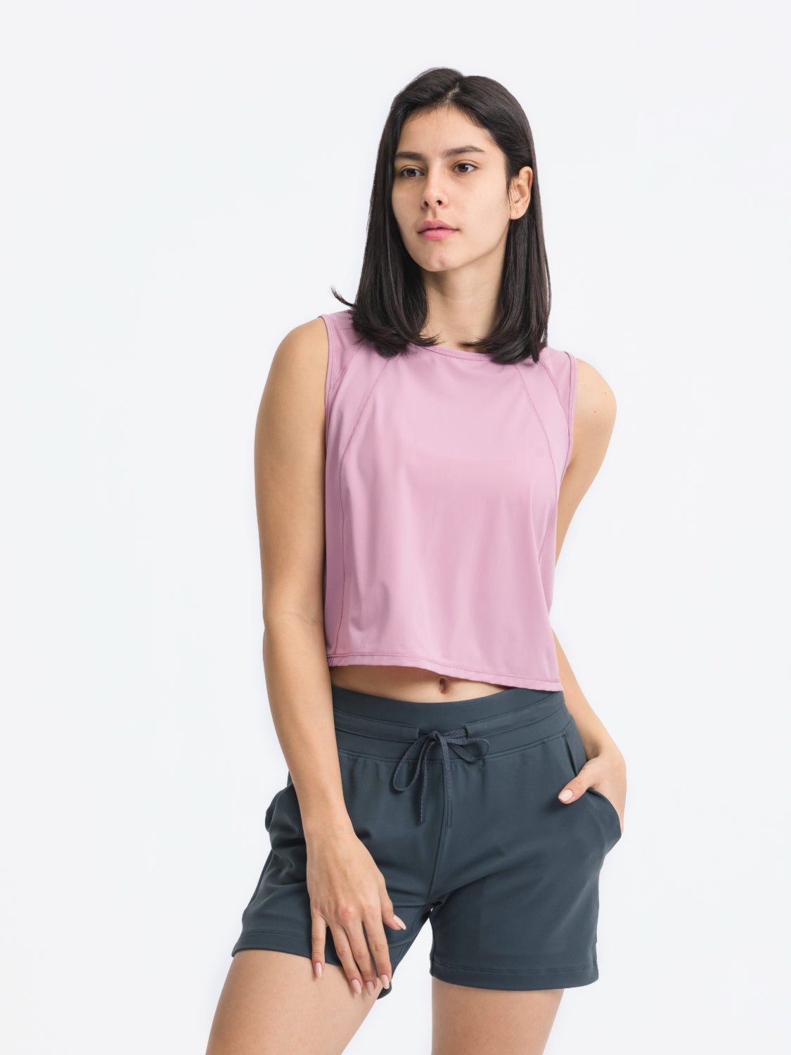 Round neck cropped active tank