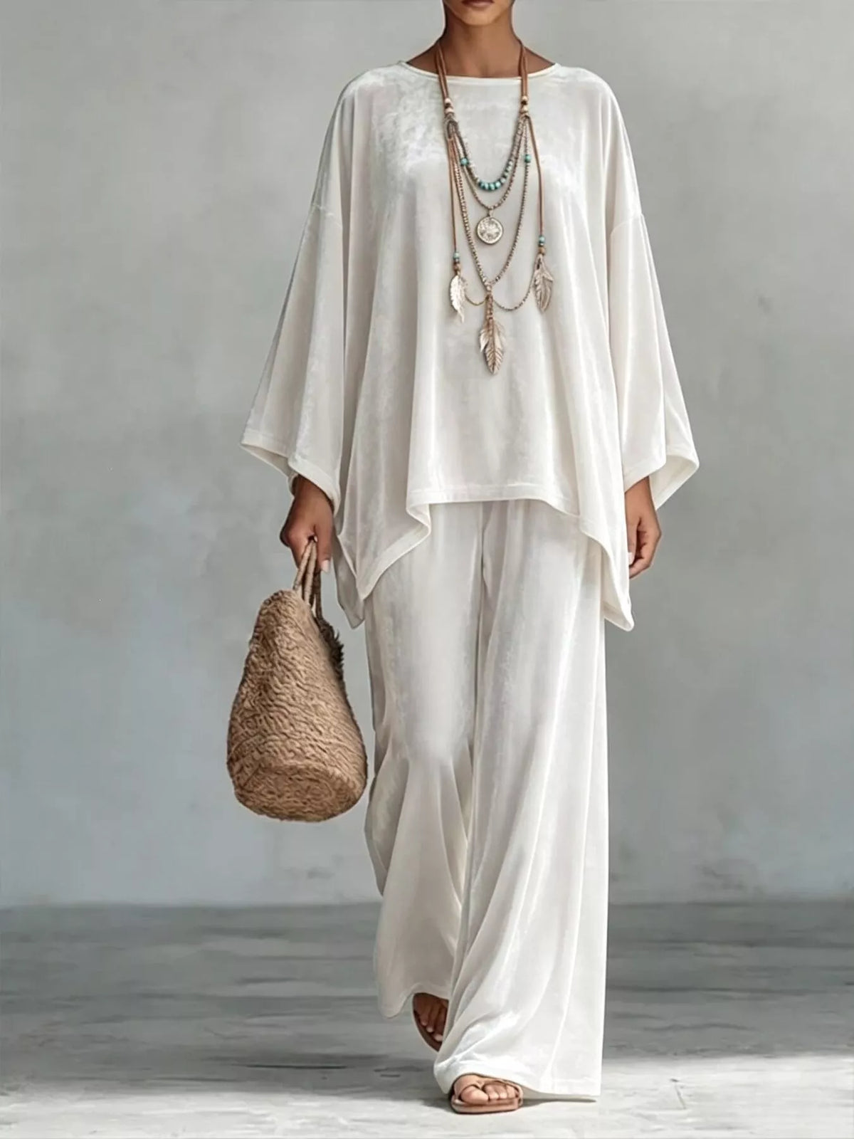Asymmetric top and pants set – white
