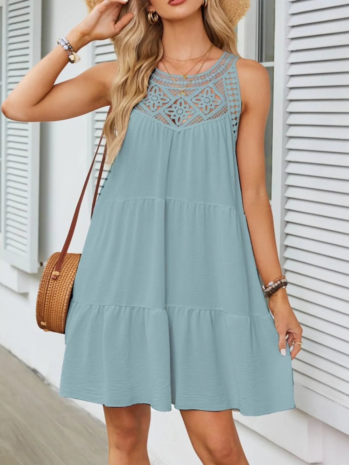Ruffled hem lace sleeveless dress
