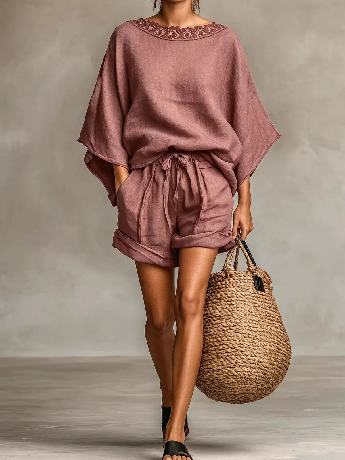Lace-trim top and shorts set – dusty pink