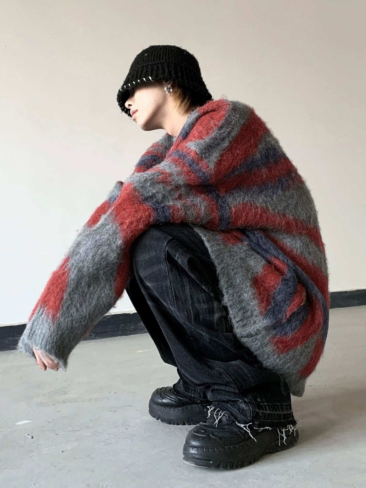 Men Autumn Winter New Korean High Street Striped Sweater Loose Versatile Tide Fashion Oversized Knitwear Pullover Men