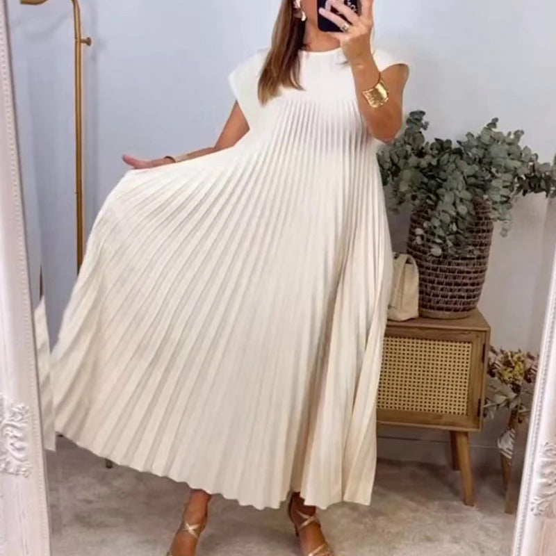 New autumn and winter fashion round neck sleeveless pleated dress for women's long skirt