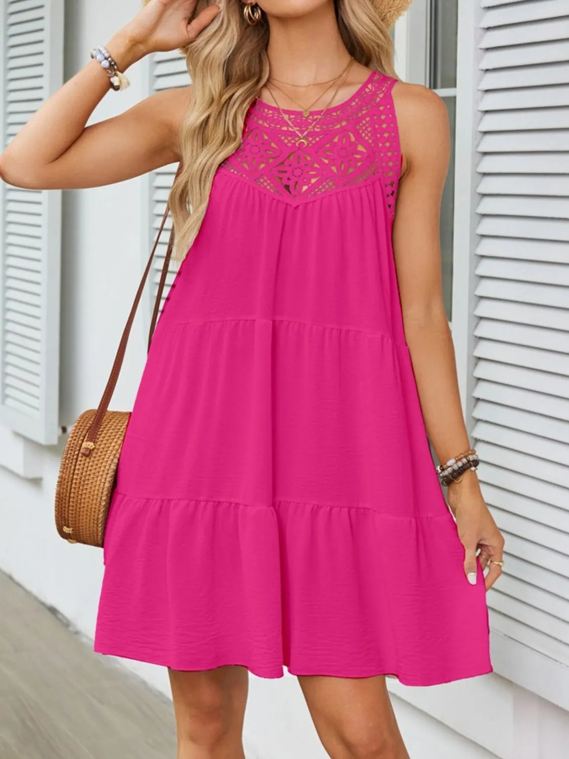 Ruffled hem lace sleeveless dress