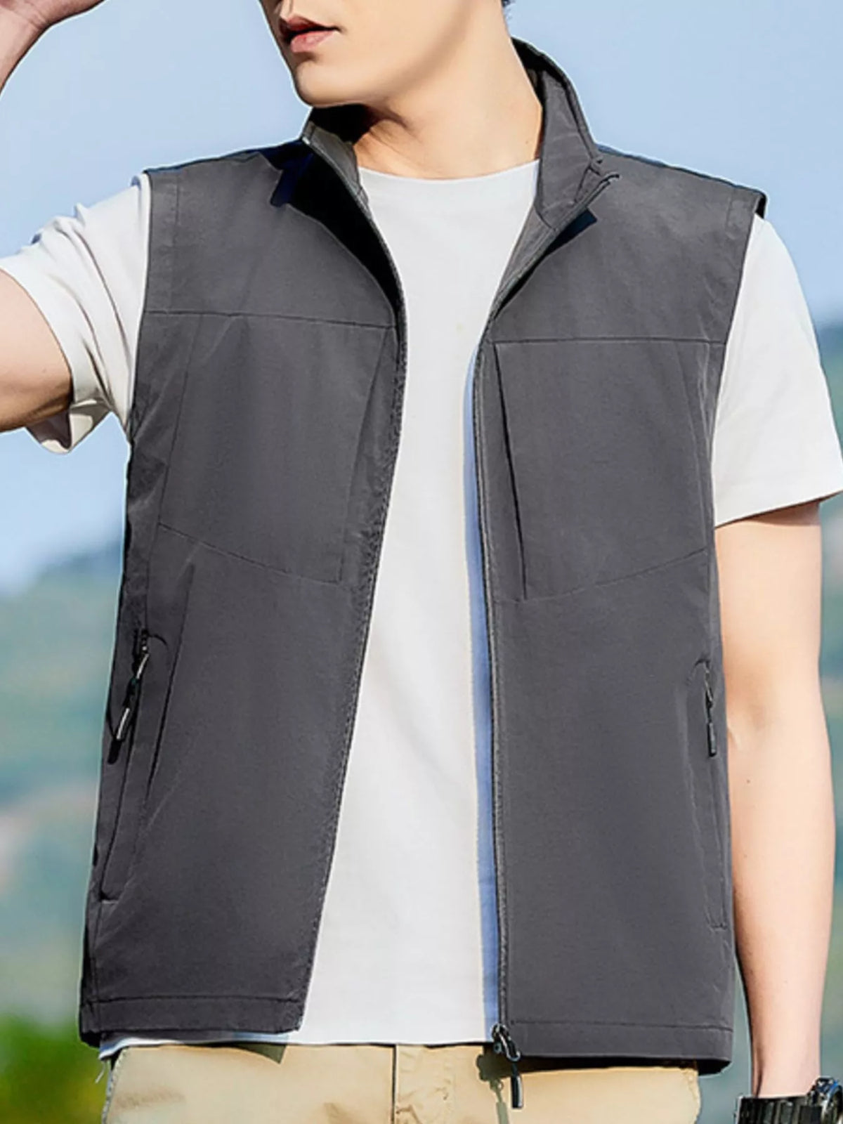Lightweight zip vest