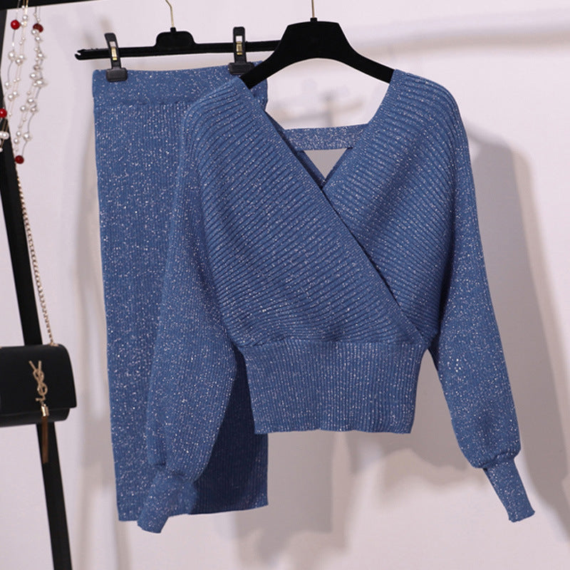 V-neck knit top and skirt set – blue