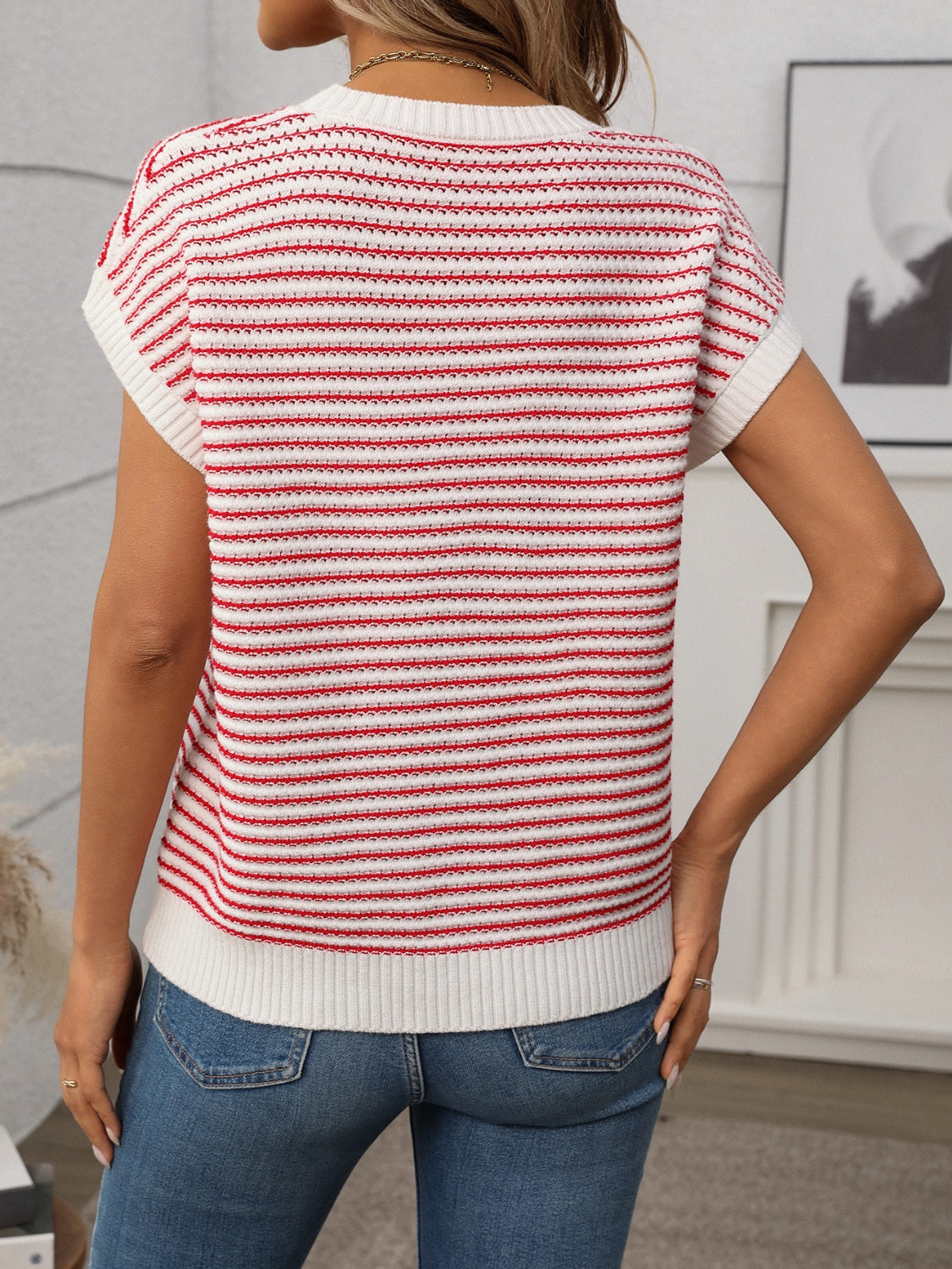 Striped round neck short sleeve knit top