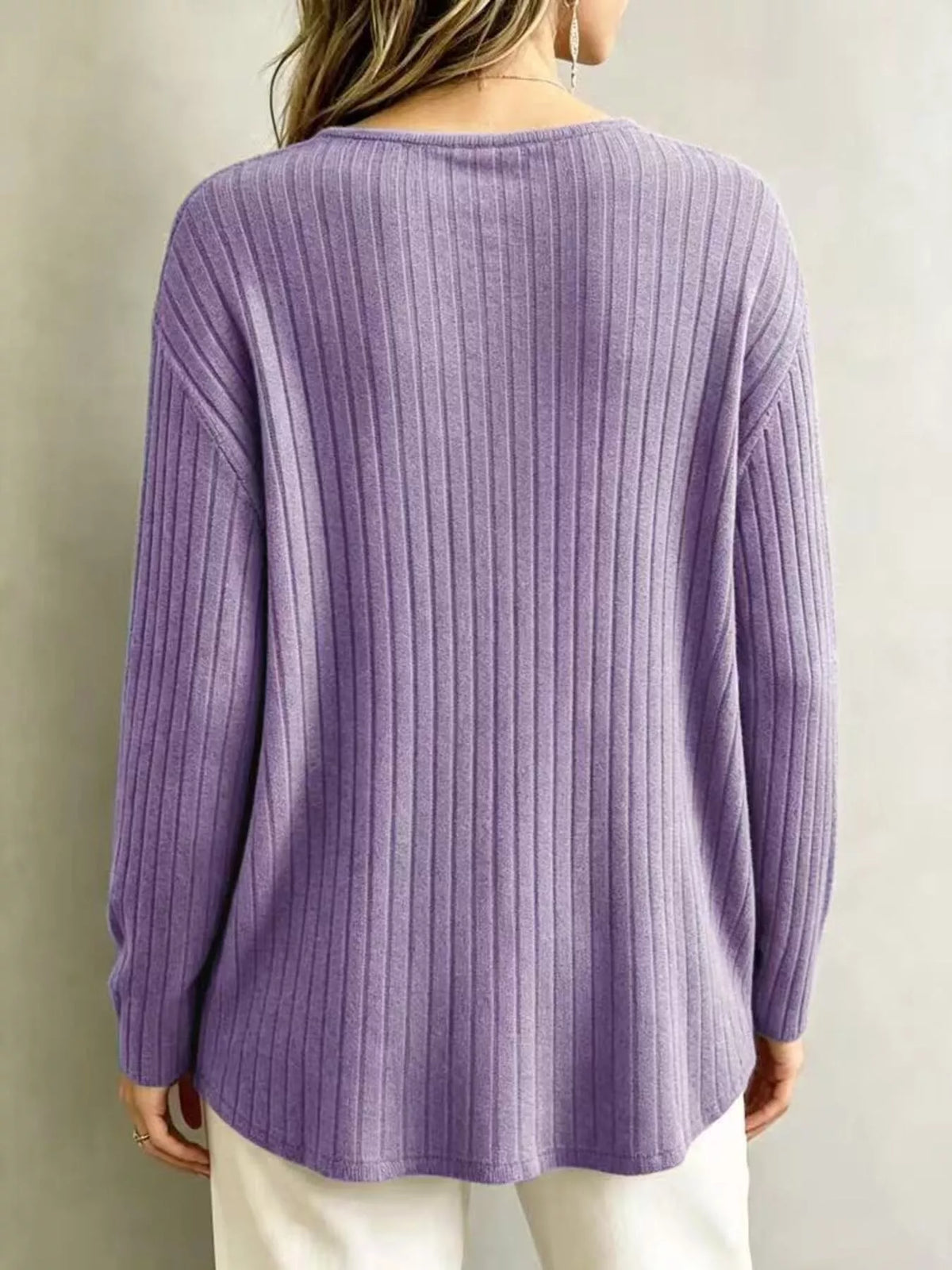 Ribbed V-neck long-sleeve tee