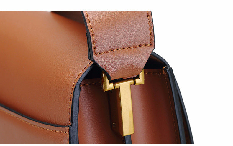 Leather saddle bag