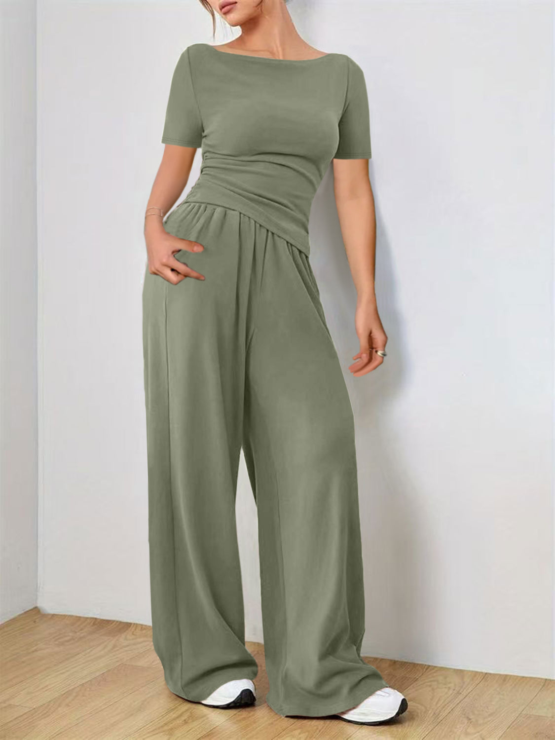 Tee and pants set