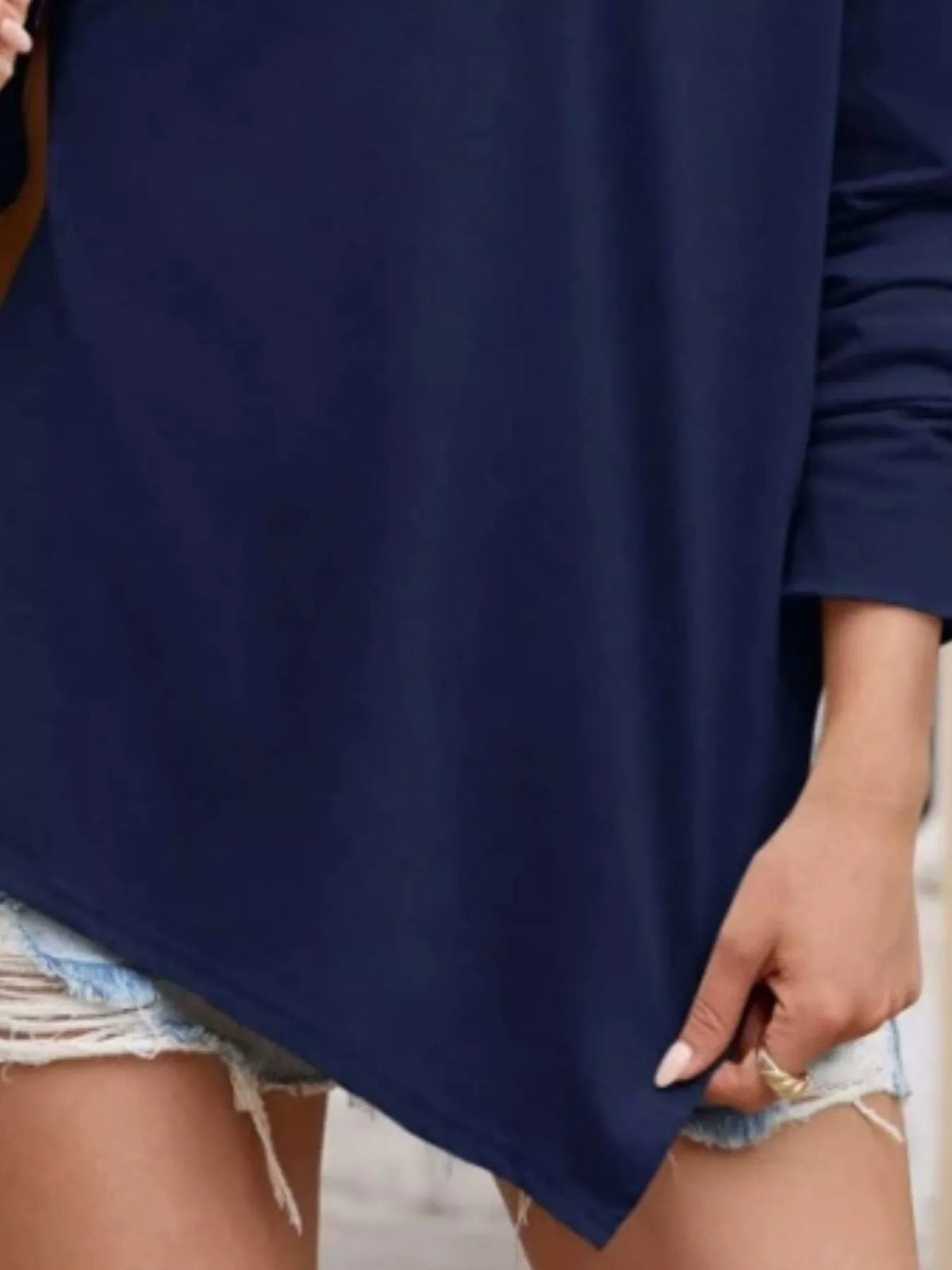 Off-shoulder long-sleeve tee