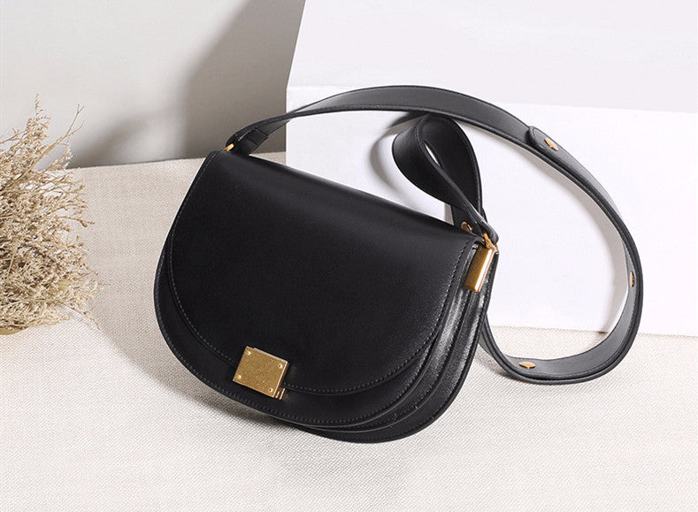 Leather saddle bag