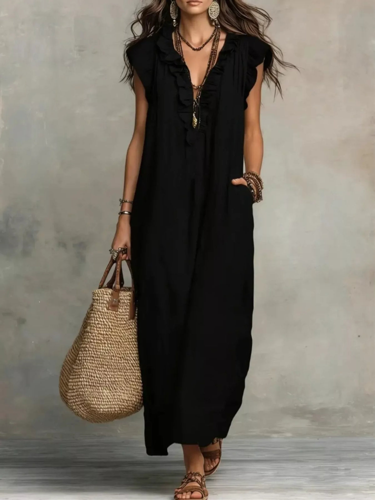 Ruffled cap-sleeve maxi dress – black
