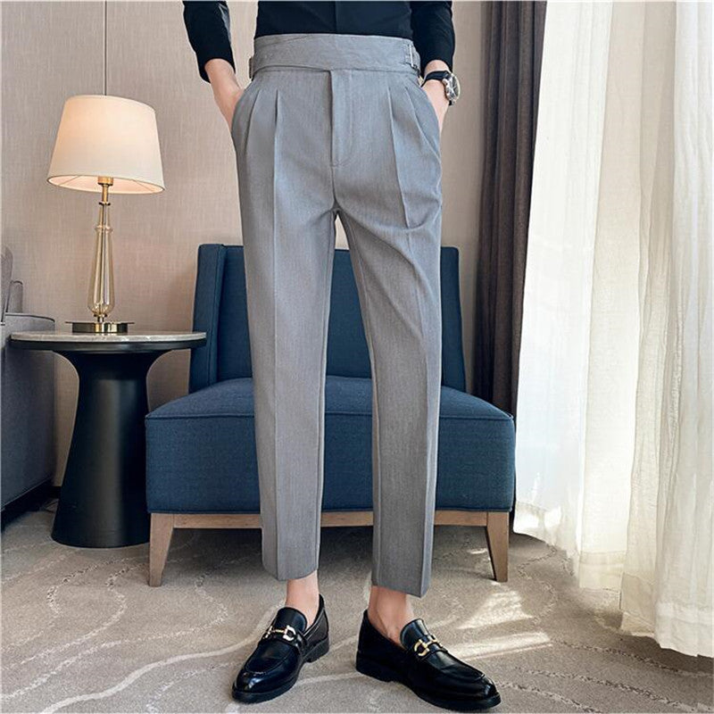 High-waist pleated trousers