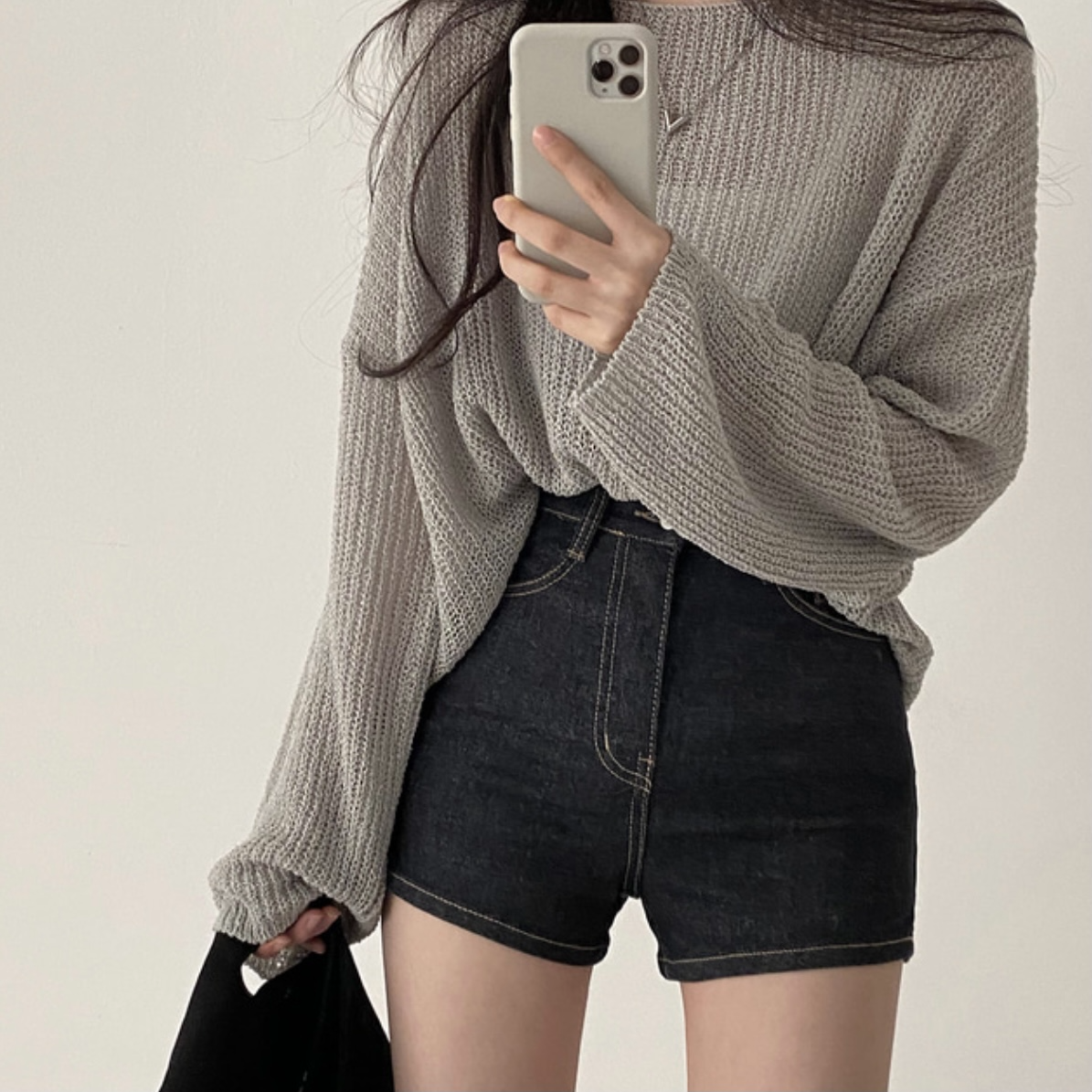 One-size knit sweater