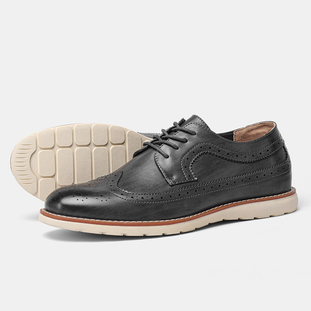 Wingtip brogue shoes, Black, front