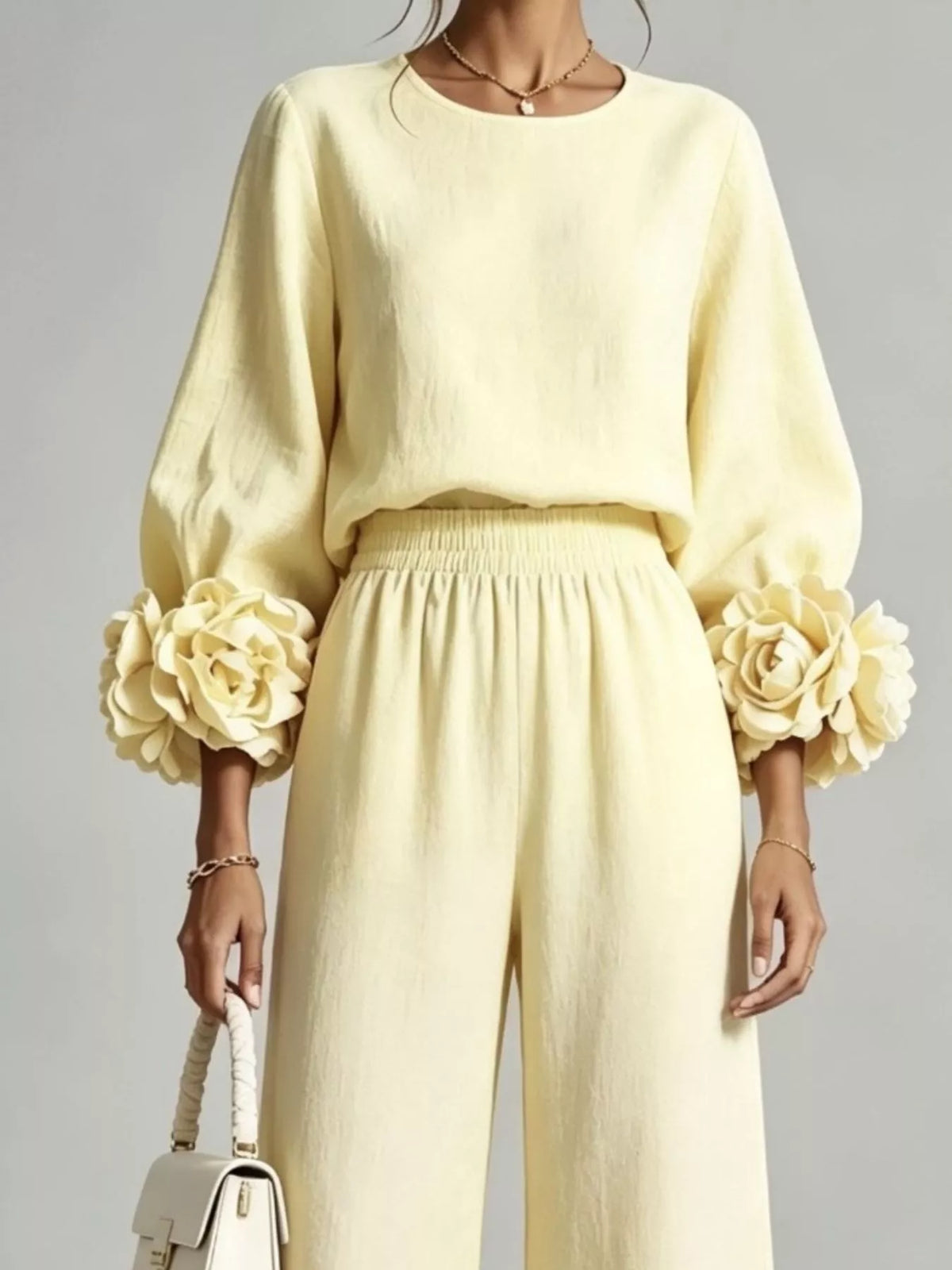 Floral-cuff top and pants set