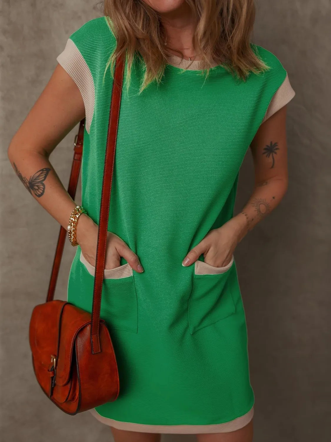 Cap-sleeve mini dress, Green