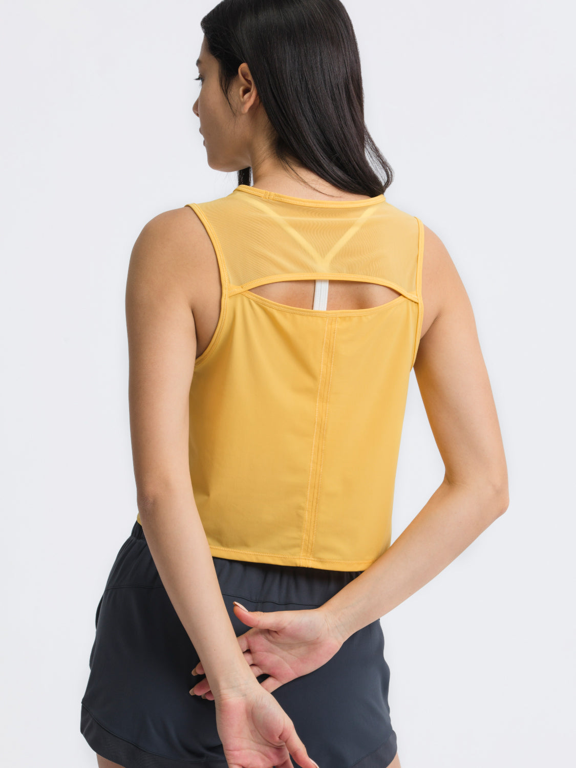 Round neck cropped active tank