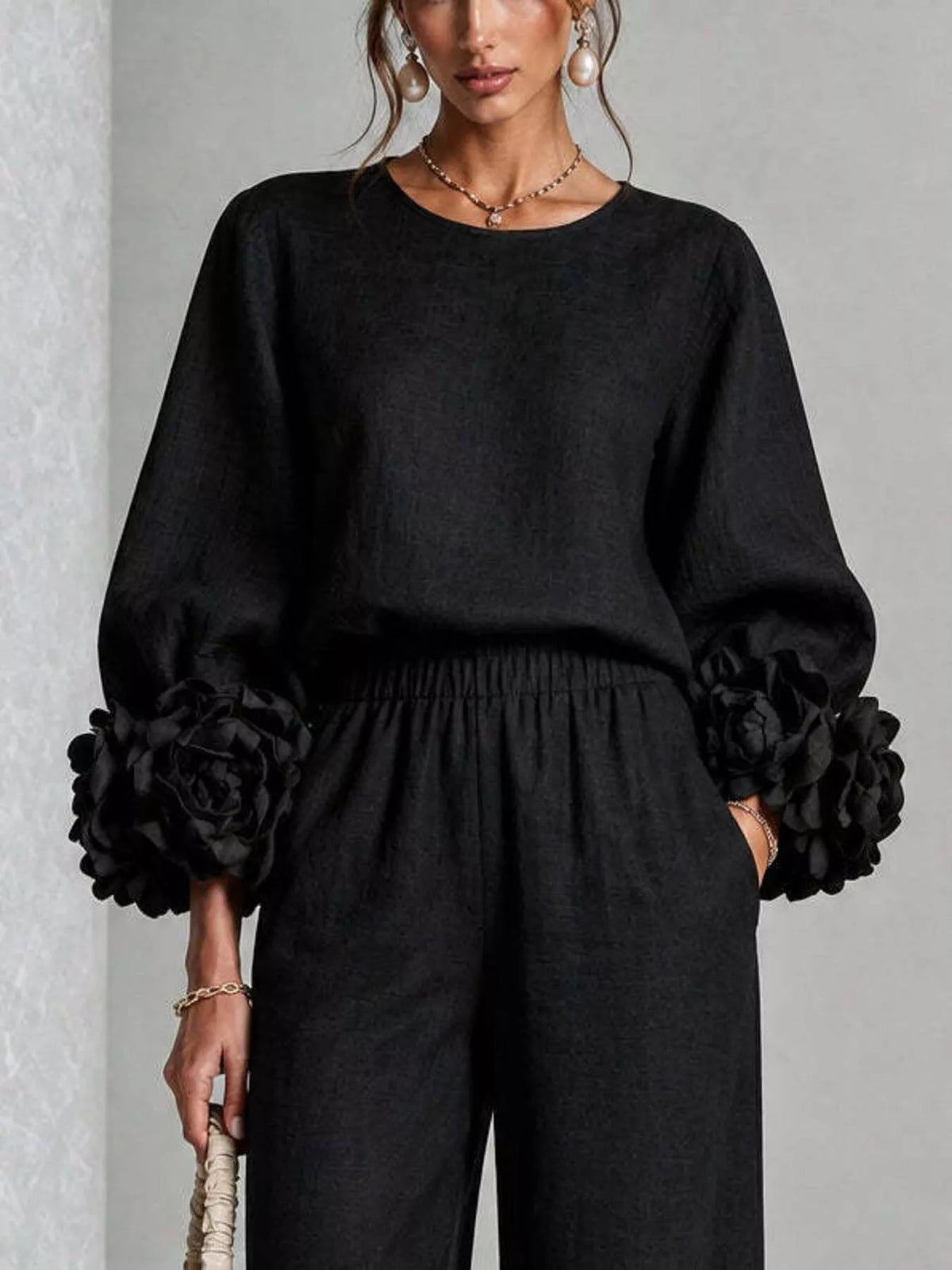 Floral-cuff top and pants set