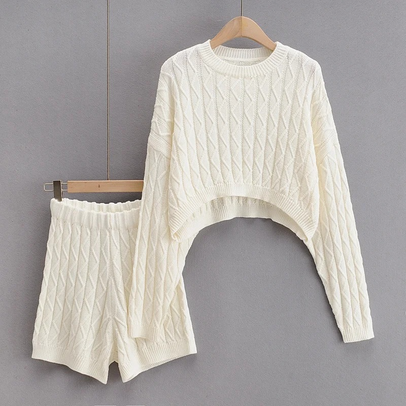 Knit sweater set – white